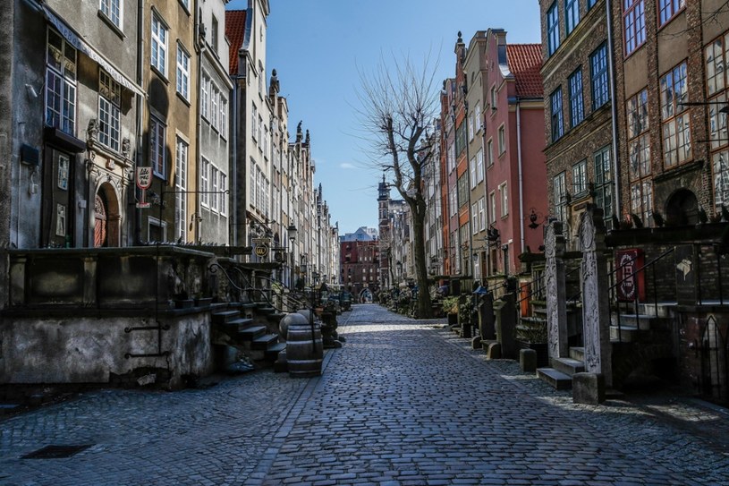 Piękne polskie ulice. Ta na zdjęciu znajduje się w Gdańsku /Karolina Misztal /Reporter