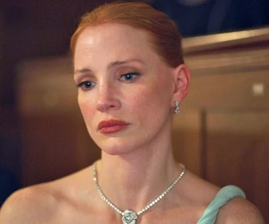 Piękność i sporo młodszy kochanek. Taka miłość możliwa tylko w snach?