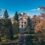 Piękny, zabytkowy i na sprzedaż. Pałac w Łubiu znów szuka właściciela