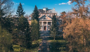 Piękny, zabytkowy i na sprzedaż. Pałac w Łubiu znów szuka właściciela