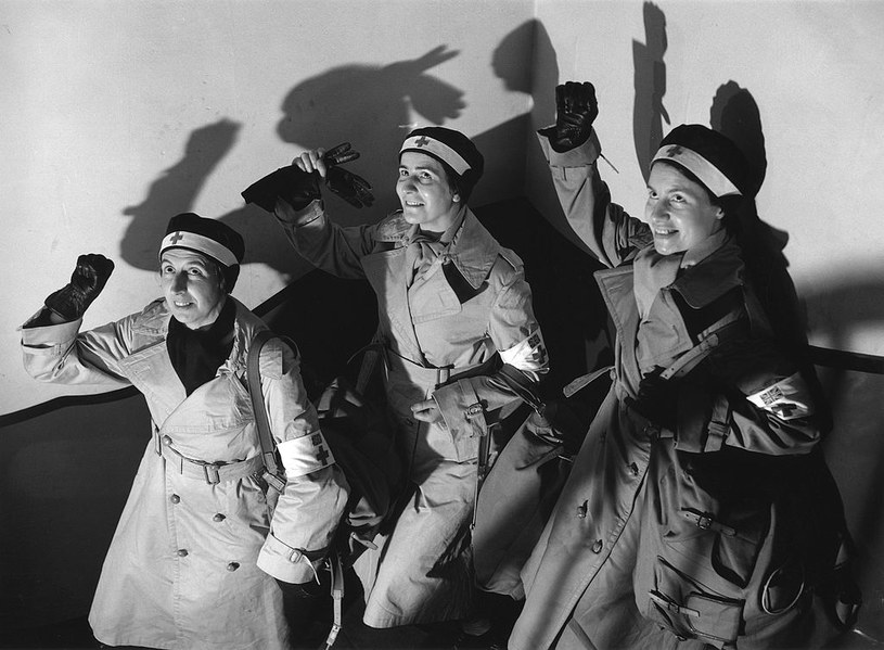 Pielęgniarki Czerwonego Krzyża podczas wojny domowej w Hiszpanii, 1937 r. /Daily Herald /Getty Images