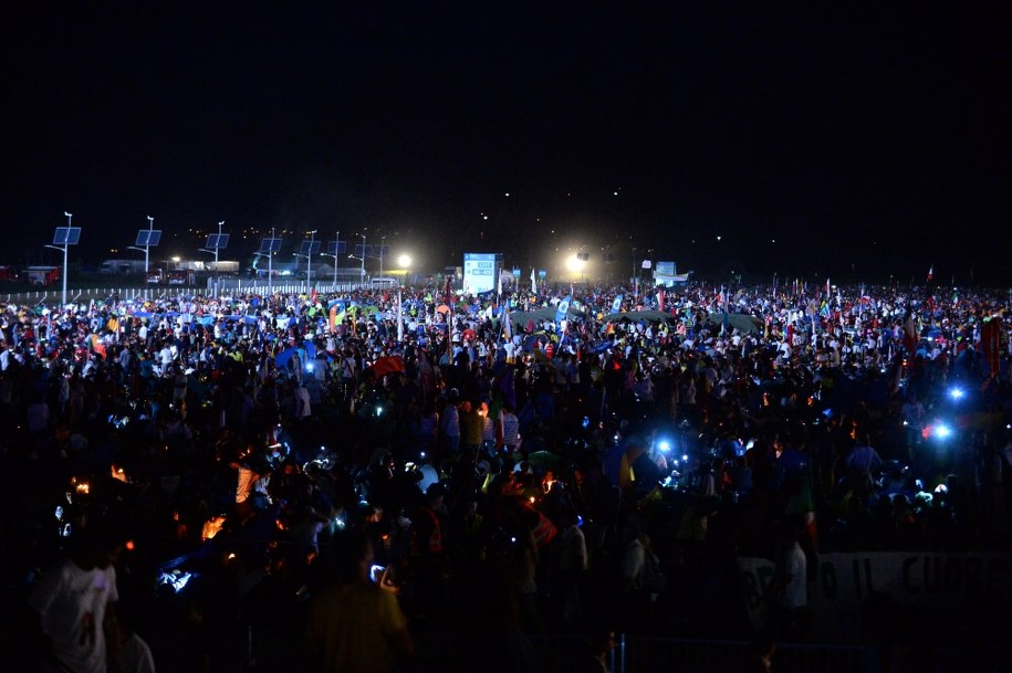 Pielgrzymi na Campusie Misericordiae w Brzegach /PAP/Marcin Obara /PAP
