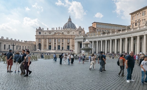 Pielgrzymie, czytaj poradnik. Polacy masowo okradani w Rzymie
