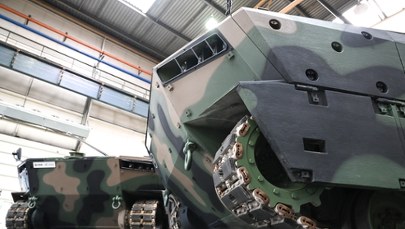 Pieniądze na zbrojenia. Korzystna dla Polski opcja zaakceptowana