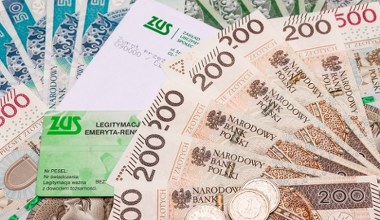 Pieniądze po zmarłych leżą na kontach ZUS. Rodziny zyskują średnio 29 tys. zł