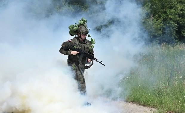 Pieniądze za dojazd na ćwiczenia. MON naprawi bubel prawny PiS