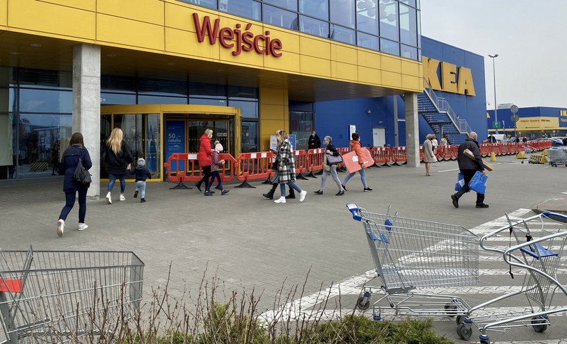 Pieniądze za oddanie starego mebla. Nowa kampania w sklepach IKEA /Piotr Molecki /East News