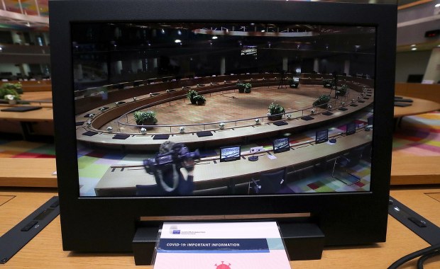 "Pieniądze za praworządność": Zanosi się na ostre starcie na unijnym szczycie