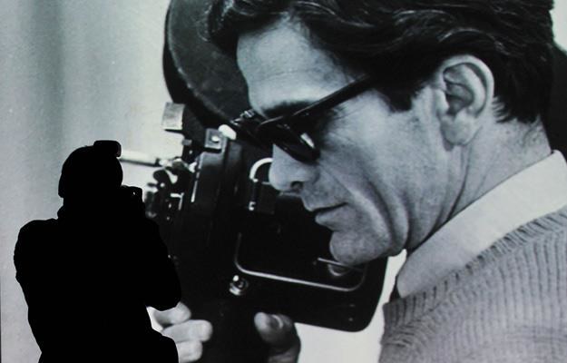 Pier Paolo Pasolini podczas pracy na planie, fot. Gareth Cattermole /Getty Images