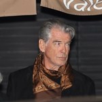 Pierce Brosnan stanie przed sądem! Został oskarżony o.... spacer 