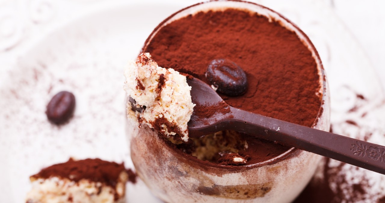 Pierniczki możemy wykorzystać do zrobienia korzennego tiramisu