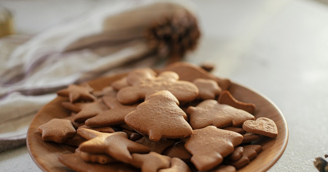 Pierniczki są obowiązkowe na Boże Narodzenie. /123RF/Picsel, 123RF/Picsel