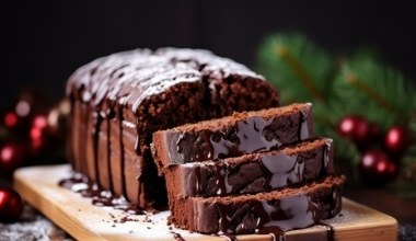 Piernik dla spóźnialskich. Możesz go zrobić na ostatnią chwilę i wyjdzie świetnie