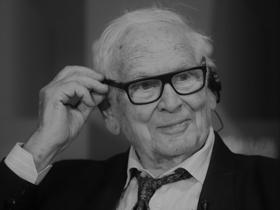 Pierre Cardin miał 98 lat /ANDREU DALMAU /PAP/EPA