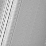 Pierścienie Saturna, jak ich jeszcze nie widzieliśmy