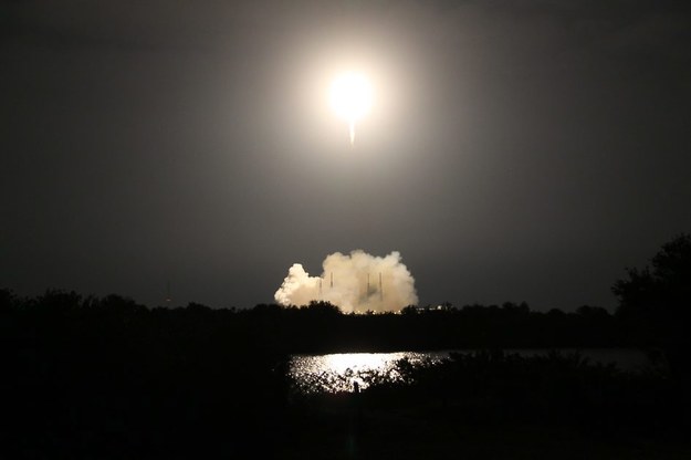 Pierwotnie start prywatnej rakiety ze statkiem Dragon miał nastąpić 19 grudnia 2014 roku /JIM GROSSMAN/NASA  /PAP/EPA
