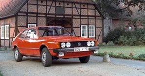 Pierwsza generacja Scirocco pojawiła się w 1974 roku (fot.). Model zniknął z oferty w roku 1992, by powrócić na rynek 16 lat później. /Volkswagen