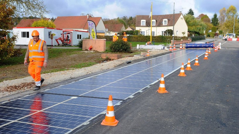Pierwsza na świecie droga solarna we Francji okazała się totalną porażką /Geekweek