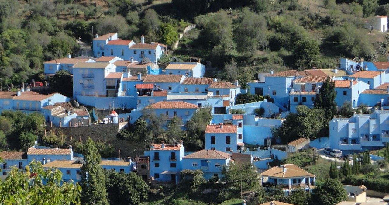 Pierwsza na świecie Wioska Smerfów urzeka bajkowym klimatem /Rafael Tello /CC BY-SA 4.0