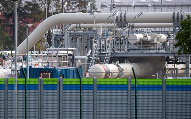 Pierwsza nitka gazociągu Nord Stream 2 została wypełniona gazem technicznym i ciśnienie w tej części gazociągu jest wystarczające do rozpoczęcia przesyłu surowca /Stefan Sauer    /PAP/EPA