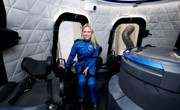 ​Pierwsza osoba na wózku inwalidzkim w Kosmosie. "Śmiałam się przez cały lot"