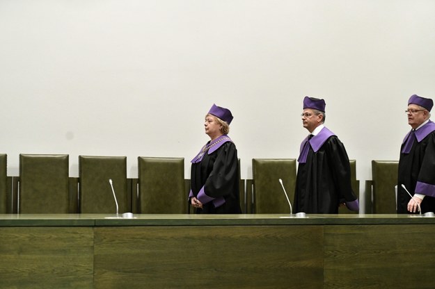 Pierwsza prezes SN Małgorzata Gersdorf oraz sędzia SN Włodzimierz Wróbel podczas konferencji po wspólnym posiedzeniu trzech izb Sądu Najwyższego /Piotr Nowak /PAP