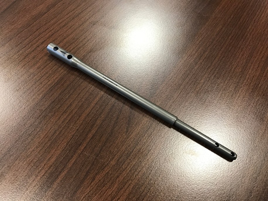 Pierwsza w Polsce operacja wydłużenia kości za pomocą gwoździa z silnikiem napędzanym polem magnetycznym odbyła się w Warszawie. /Michał Dobrołowicz /RMF FM