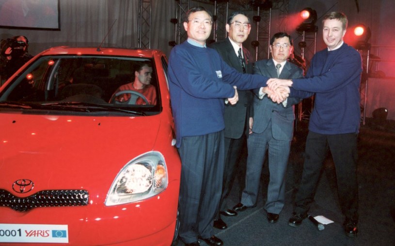 Pierwsza wyprodukowana Toyota Yaris /Informacja prasowa