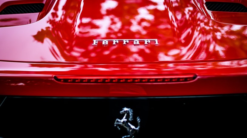 Pierwsze całkowicie elektryczne Ferrari będzie gotowe w 2025 roku /Geekweek