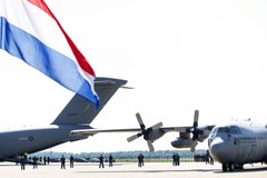 Pierwsze ciała ofiar katastrofy Boeinga 777 są już w Holandii