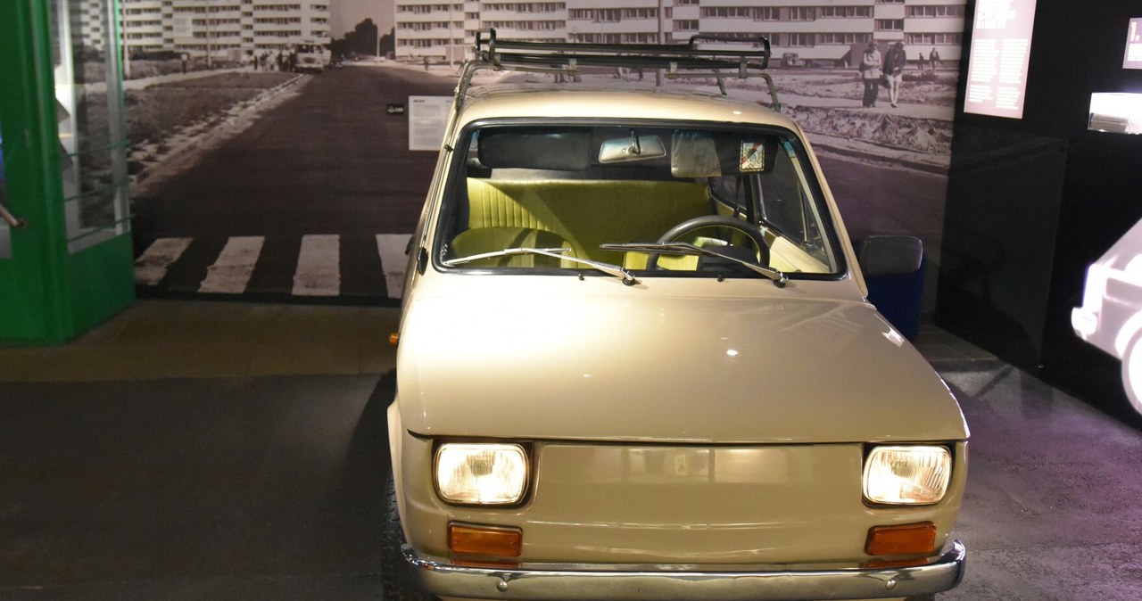 Pierwsze egzemplarze Fiata 126p zjechały z taśm fabryki w Bielsku-Białej 6 czerwca 1973 roku. /Albin Marciniak /East News