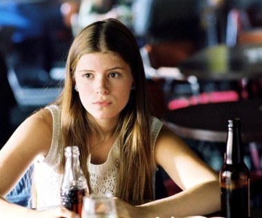 Pierwsze kroki jako profesjonalna aktorka zaczęła stawiać w wieku 14 lat. W kinie zadebiutowała w 1999 r. - zagrała wtedy w dwóch filmach: "Król Joe" i "Zagubione serca" oraz gościnnie w serialu "Prawo i bezprawie". To właśnie seriale przyniosły jej największą popularność - wystąpiła jeszcze m.in. w "Boston Public", "Wszystko w rodzinie", "24 godziny", "Bez skazy", "Dowody zbrodni", "CSI: Kryminalne zagadki Miami", "Ekipa", "Jack & Bobby" i "American Horror Story".

Równolegle rozwijała się także jej kariera filmowa. Mogliśmy ją oglądać m.in. w roli córki bohatera Hetha Ledgera w słynnym dramacie Anga Lee "Tajemnica Brokeback Mountain" (2005).