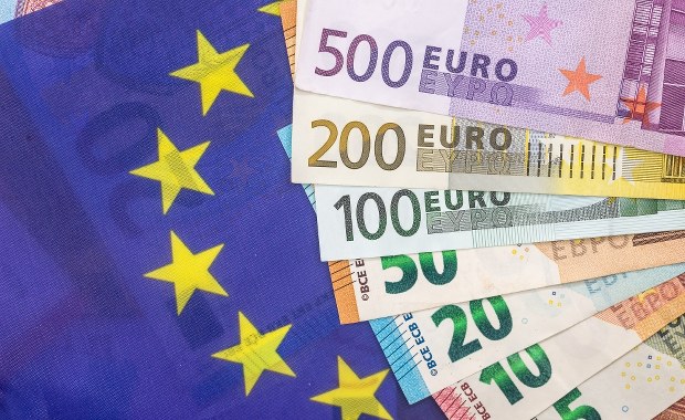 Pierwsze miliardy z KPO popłyną do Polski w grudniu?