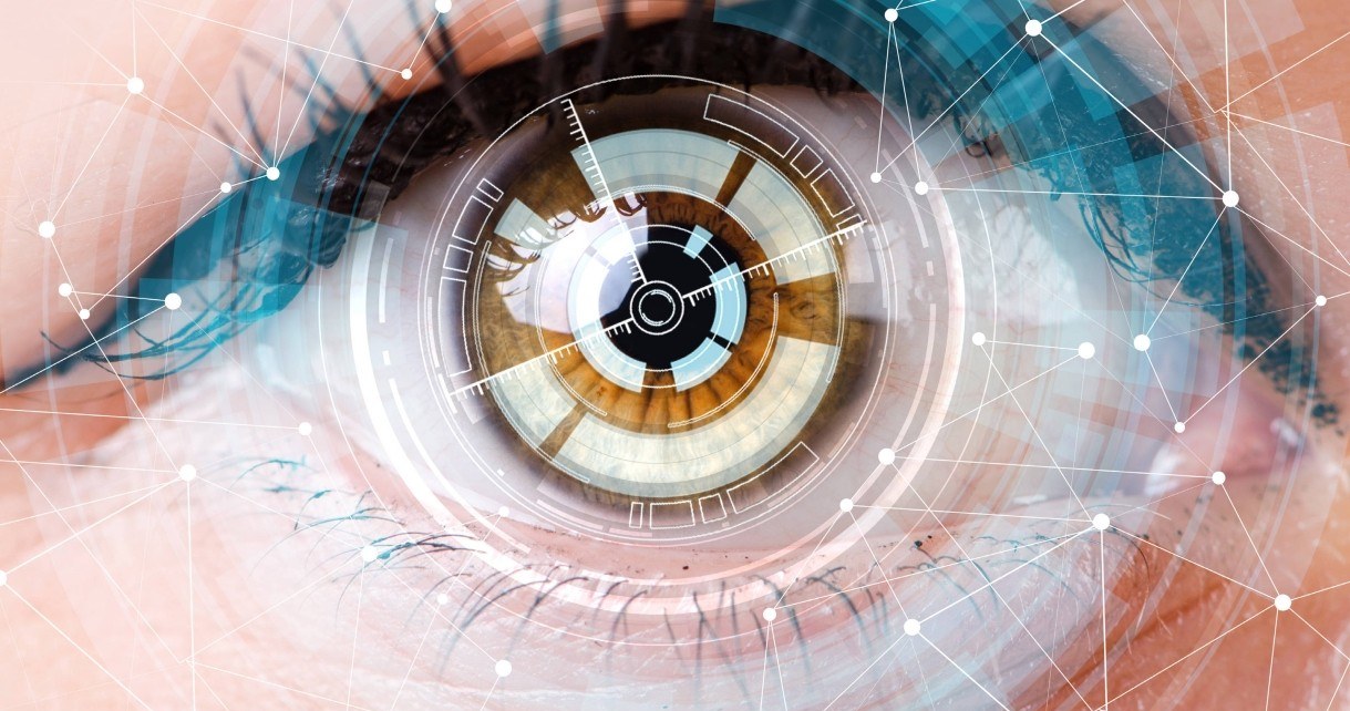 Pierwsze na świecie bioniczne „oko” wchodzi w fazę testów na ludziach /Geekweek