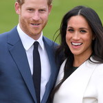 Pierwsze oficjalne zdjęcie córeczki Meghan Markle i księcia Harrego obiegło sieć. "Cały tata"