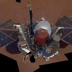 Pierwsze selfie sondy InSight na Marsie [ZOBACZ]