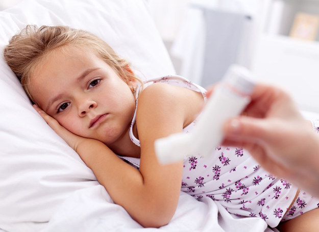 Pierwsze symptomy alergii wziewnej najczęściej pojawiają się u dzieci w wieku przedszkolnym. /123RF/PICSEL