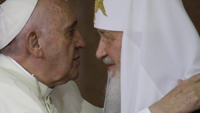 Pierwsze takie spotkanie od prawie tysiąca lat. Papież: Nareszcie