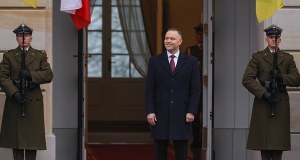 Pierwsze takie spotkanie. Zełenski rozmawia z Nawrockim [RELACJA NA ŻYWO]