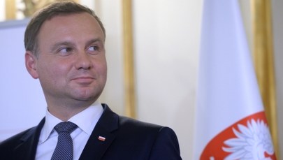 Pierwsze weto Dudy. "Czeka nas czarna noc, której Polacy powinni się obawiać"