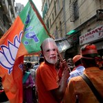 Pierwsze wyniki wyborów w Indiach: Wygrywa koalicja Modiego