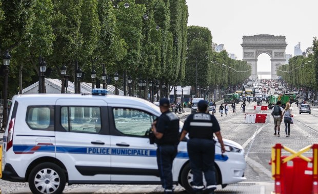 Pierwsze wyroki dla uczestników zamieszek we Francji