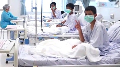 Pierwsze zdjęcia uratowanych z jaskini chłopców. Są w dobrym stanie