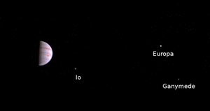 Pierwsze zdjęcie przesłane przez sondę Juno
