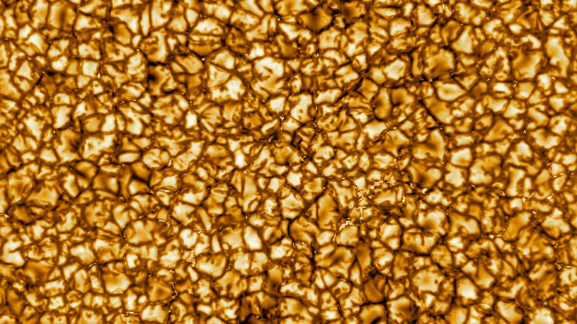 Pierwsze zdjęcie Słońca uzyskane przez Inouye Solar Telescope /materiały prasowe