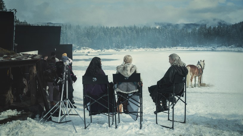 Pierwsze zdjęcie z planu trzeciego sezonu "Wiedźmina" /SUSAN.ALLNUTT@BTINTERNET.COM / Netflix /materiały prasowe