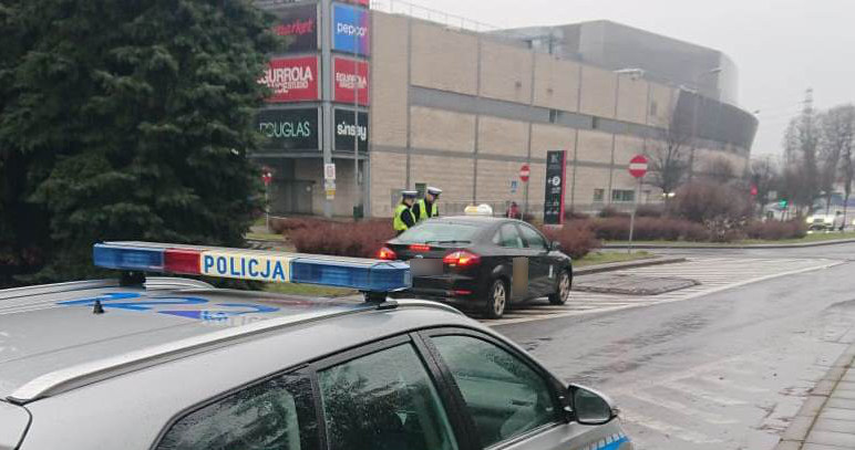 Pierwszego dnia skontrolowano 180 pojazdów /Policja