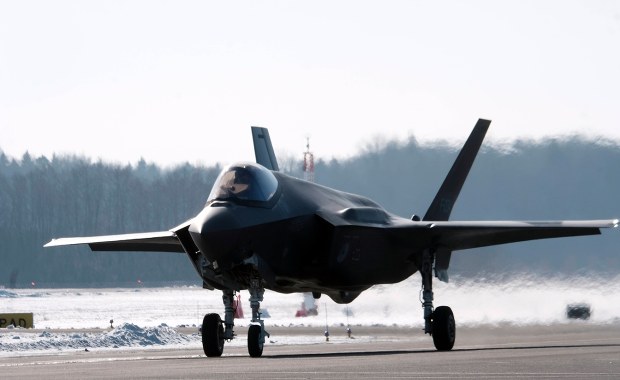 Pierwszy etap za nimi. Polscy piloci szkolą się na F-35