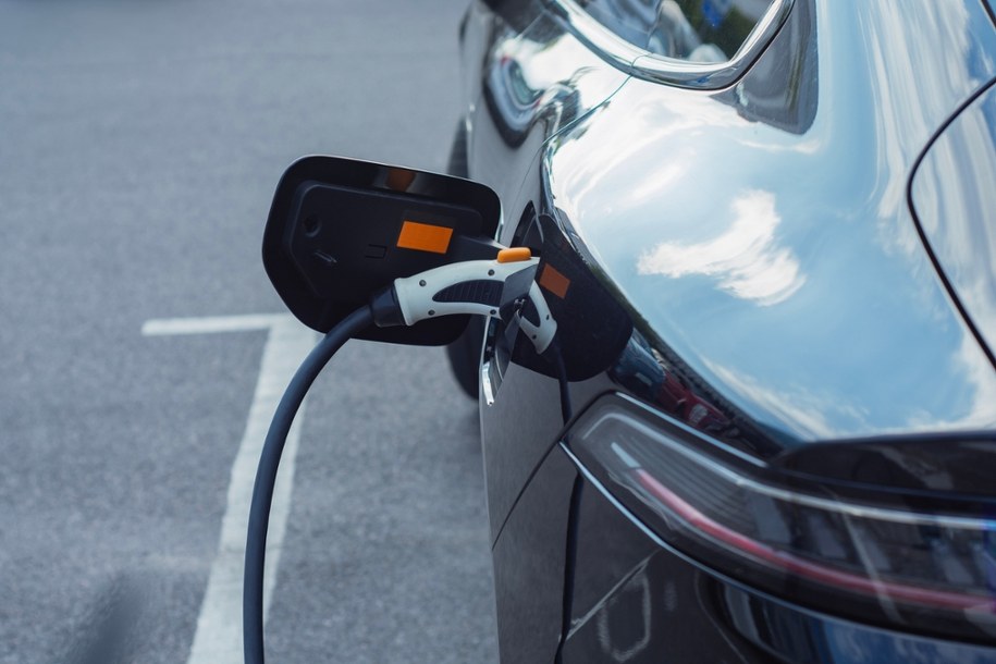 Nowa era na polskich drogach. Pierwszy superszybki hub do ładowania elektryków