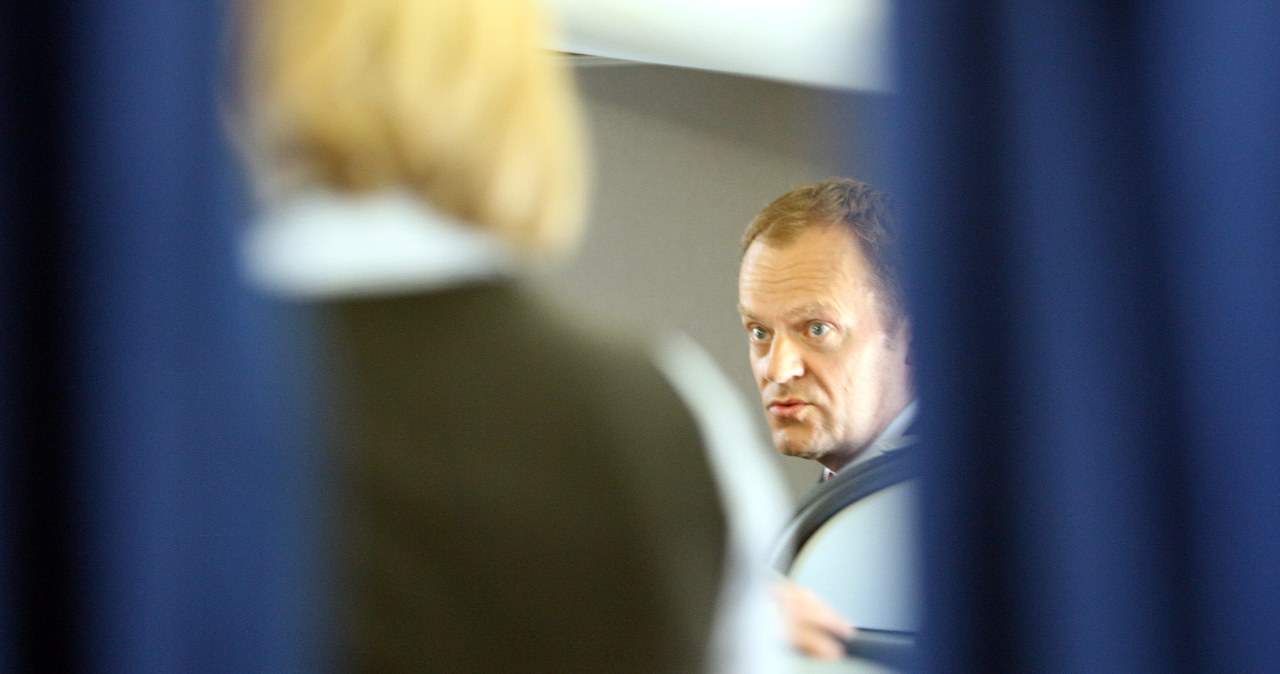 Pierwszy lot wyczarterowanego embraera dla VIP-ów 